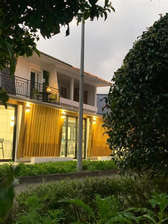 Hôtel le petit randonneur Cilaos Exterior foto